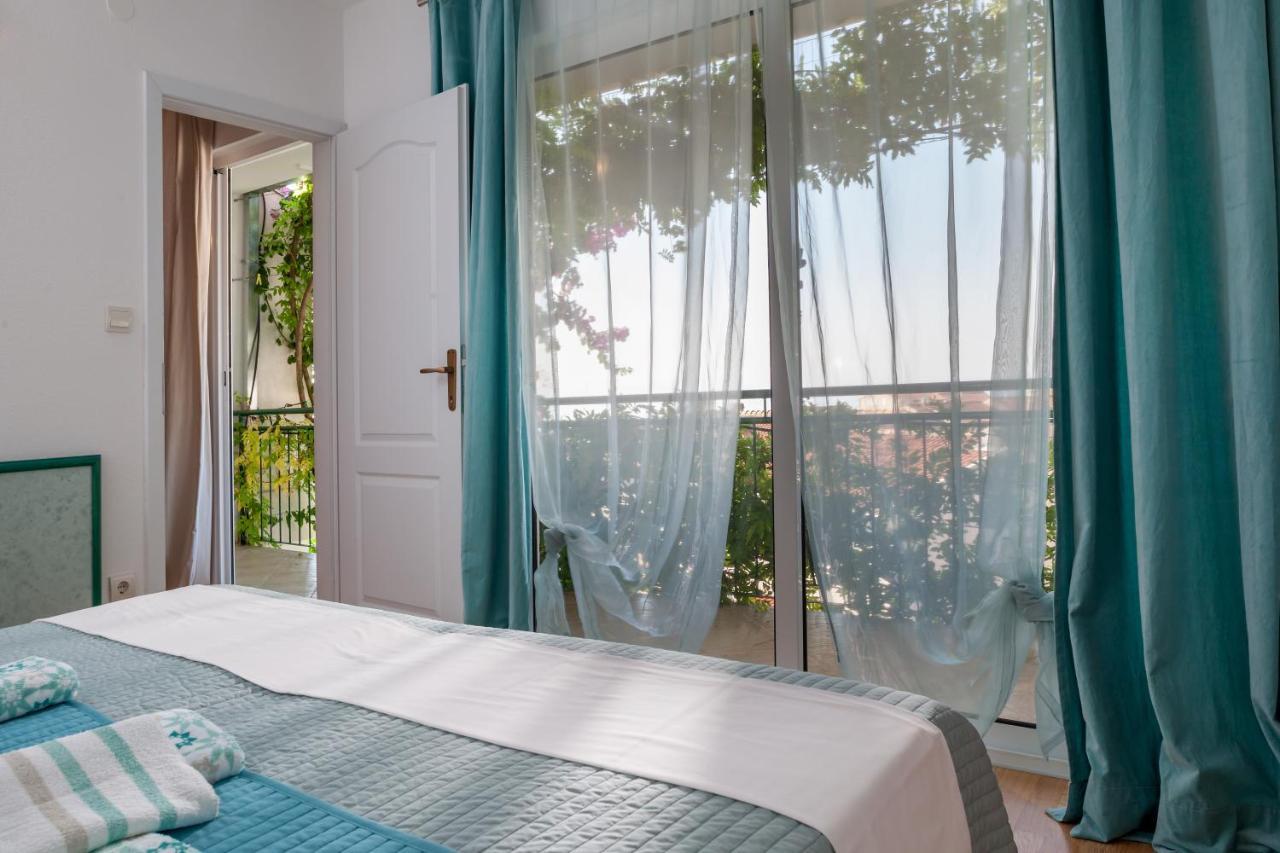 Apartments Leut 80M From The Sea Podgora Pokoj fotografie