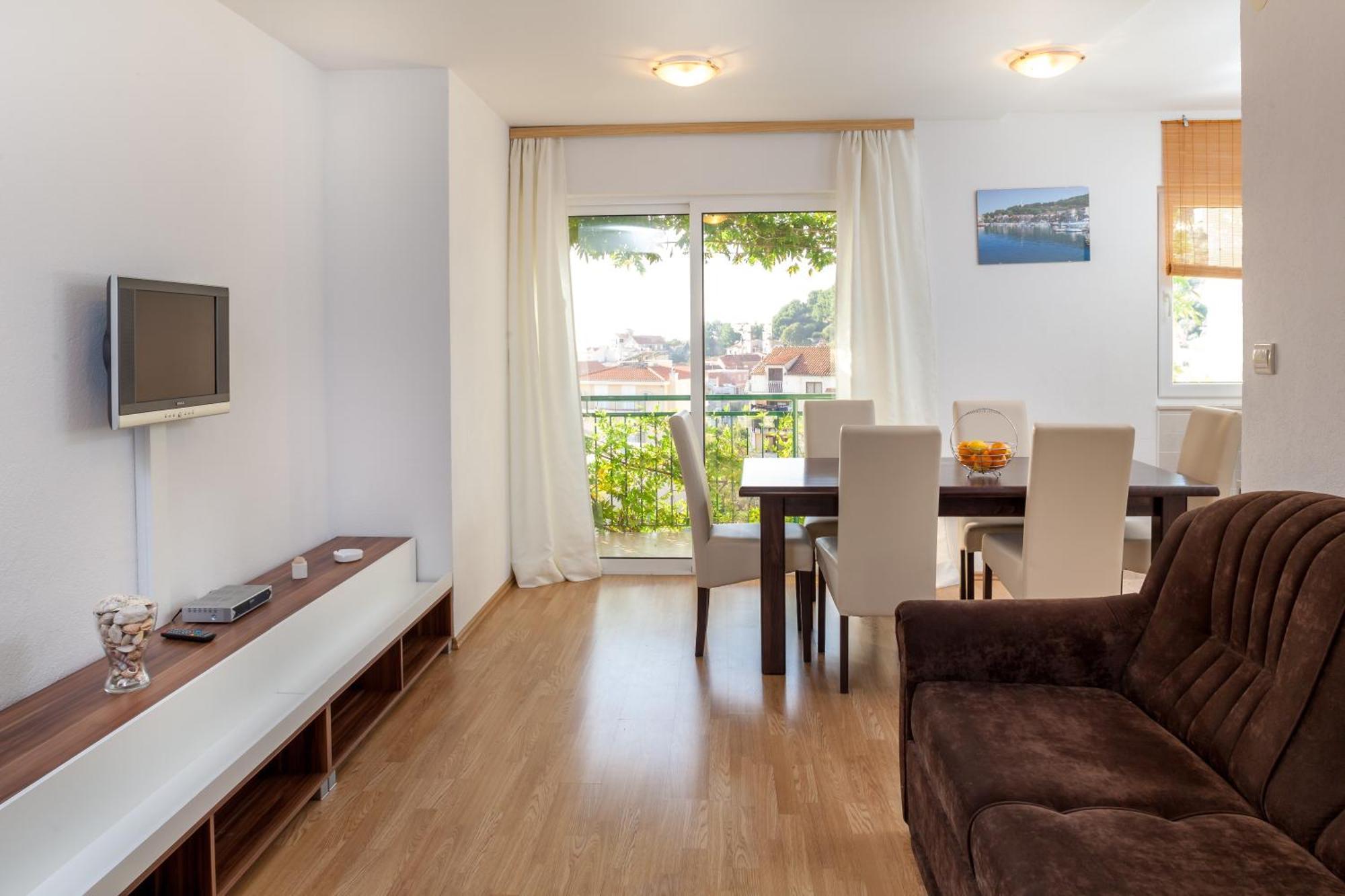 Apartments Leut 80M From The Sea Podgora Pokoj fotografie