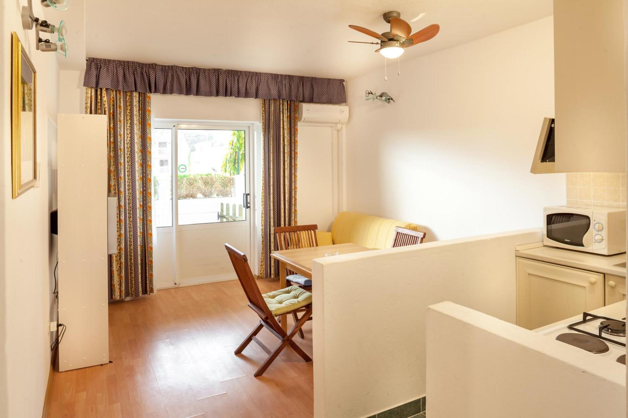 Apartments Leut 80M From The Sea Podgora Pokoj fotografie